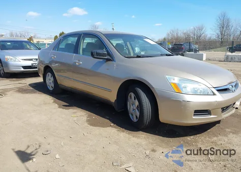 2006 Honda Accord 2.4 Lx из США, поврежденный, VIN 1HGCM56466A037857
